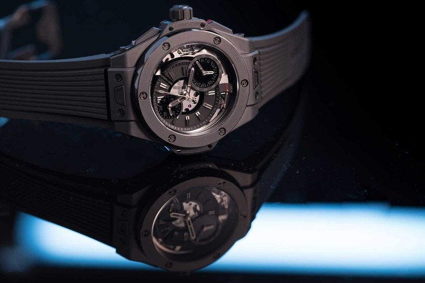 Detailed Review With The All Black Hublot Big Bang Alarm Repeater Replica Watch